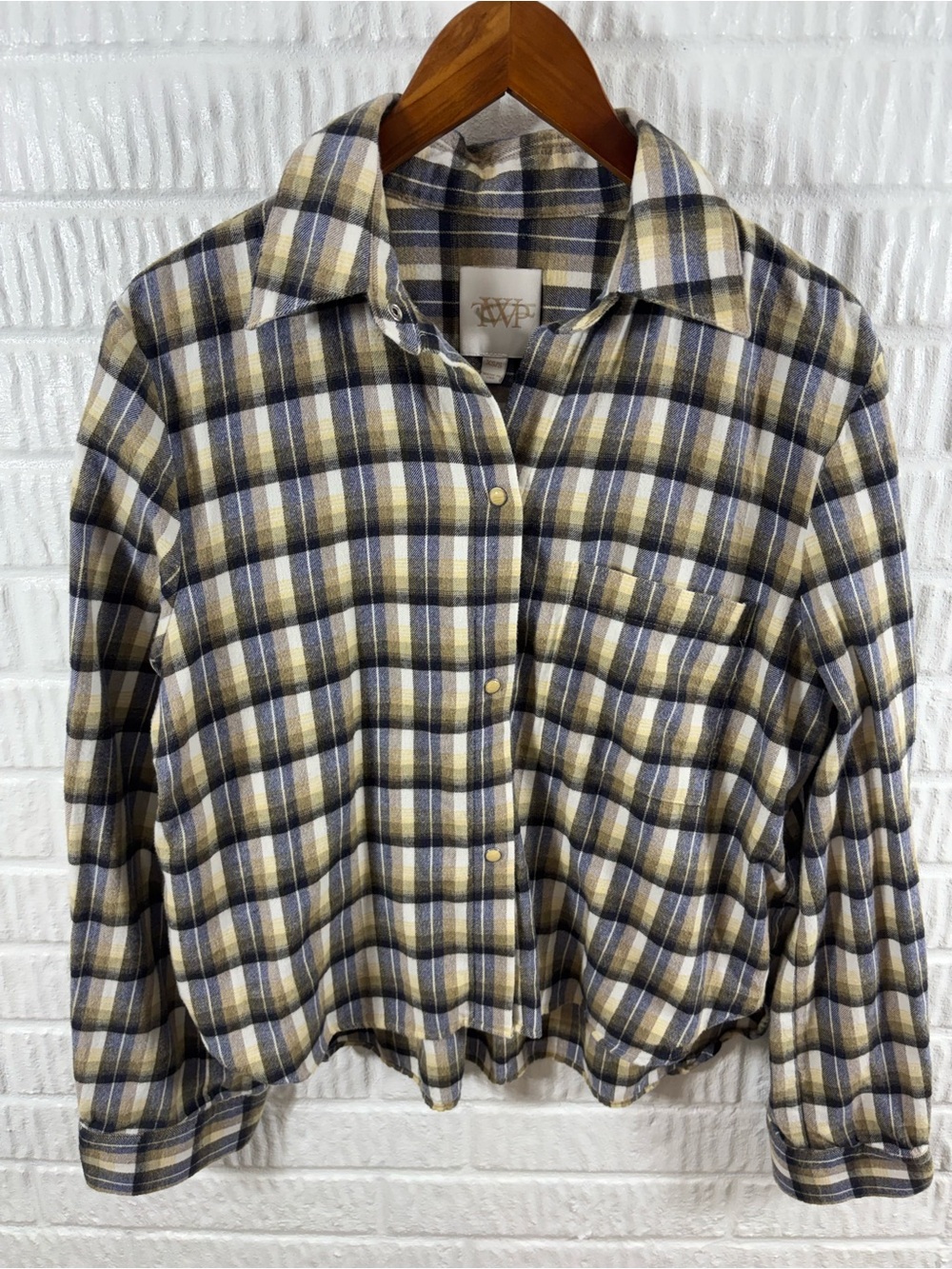 Relaxed Plaid Button-Down Shirt in Beige and Olive - Picture 3 of 6